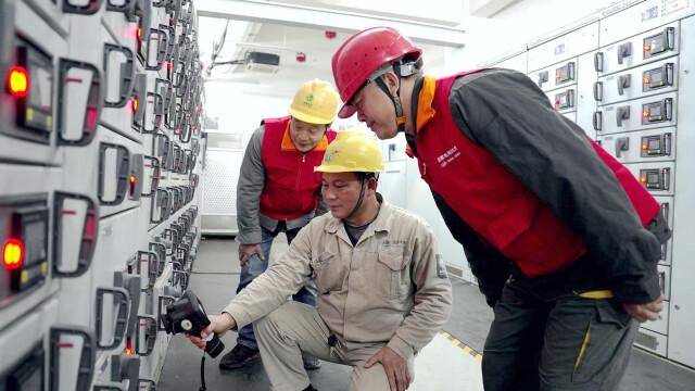 国网湖南电力力保三大球运动会可靠供电